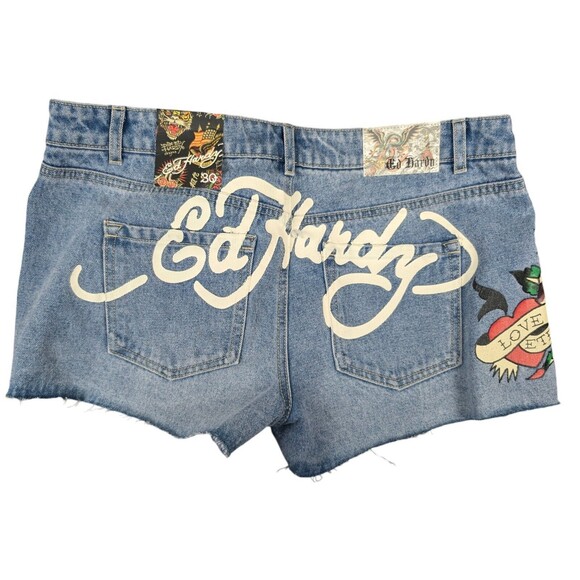 Ed Hardy “Love Etern” Painted Heart Design Denim Cut Off Shorts Women 30 NWT! - Picture 2 of 12